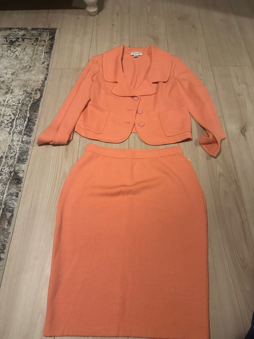 St. John Coral Knit Pencil Skirt and Cropped Jacket Seto